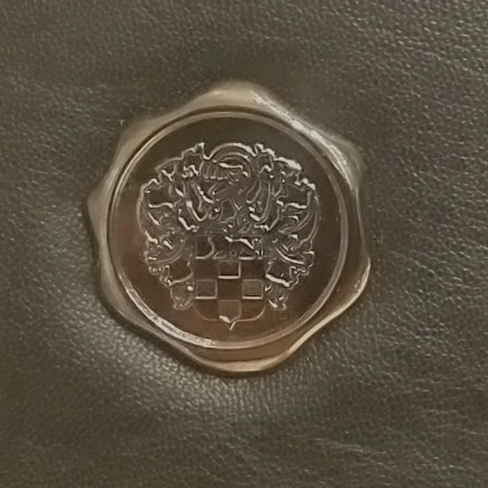 NEW VINCE CAMUTO BLACK BOX
